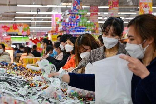 Hà Nội yêu cầu các đơn vị y tế sẵn sàng ứng phó với biến chủng Omicron trong dịp Tết