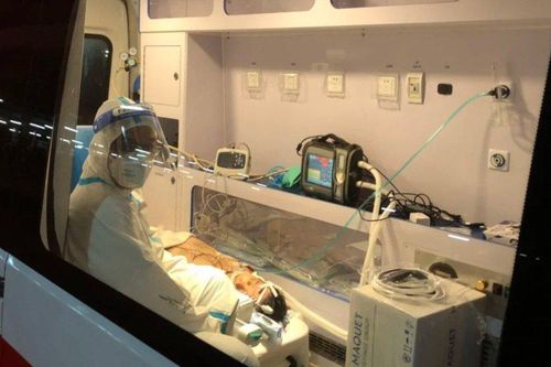 Chuyển F0 đang được can thiệp ECMO về Hàn Quốc