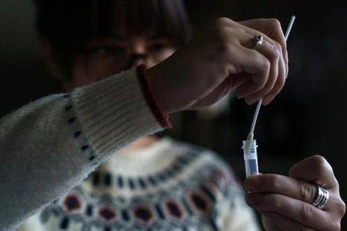 Khi nào nên tự test nhanh tại nhà?