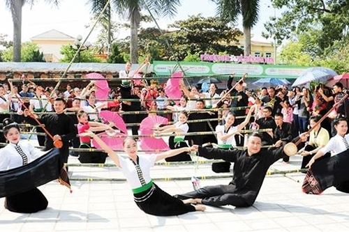 Thế giới vinh danh xòe Thái