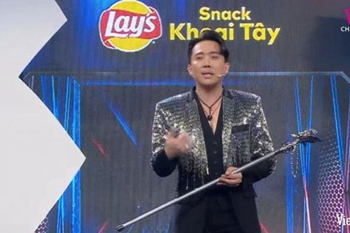 Chung kết Rap Việt: Karik bất ngờ xin lỗi Trấn Thành, chuyện gì đây?