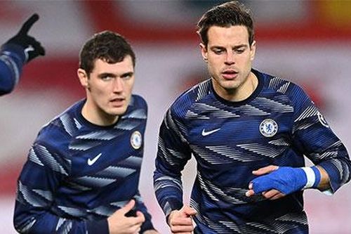 Barca tiếp cận 2 hậu vệ Chelsea, đạt thỏa thuận cá nhân với Kessie