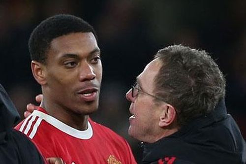 Người cũ MU chỉ ra 2 vấn đề của Martial ở Old Trafford