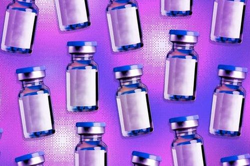 Pfizer khởi động nghiên cứu vaccine COVID-19 đặc hiệu Omicron