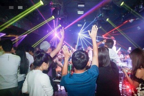 Hàng chục khách phê ma túy trong vũ trường Queen Club
