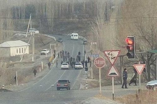 Đấu súng tại biên giới Tajikistan-Kyrgyzstan