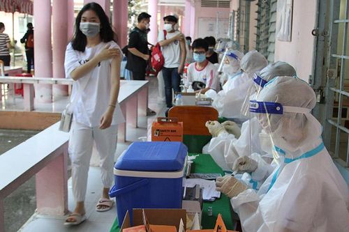 Học sinh Vĩnh Long sẽ trở lại trường học trực tiếp từ ngày 7/2