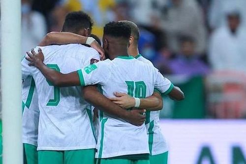 Nhẹ nhàng hạ Oman, Saudi Arabia tiến gần vé đi World Cup