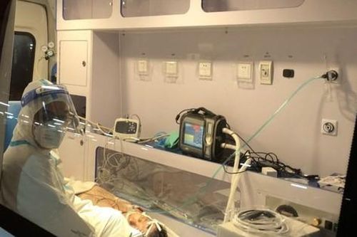 Bệnh nhân Hàn Quốc nguy kịch vì COVID-19 về nước bằng chuyên cơ