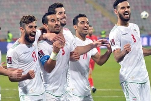 Iran trở thành đội đầu tiên giành vé dự World Cup 2022 khu vực châu Á