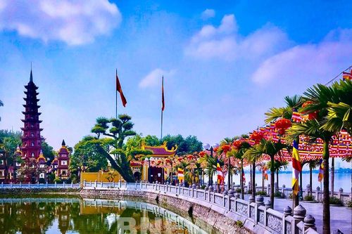 Mùng 1 Tết đi chơi đâu tại Hà Nội?