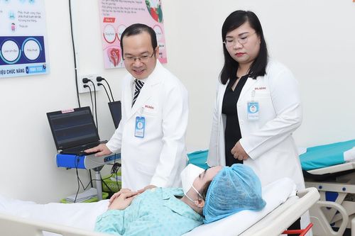 Nhập viện sau khi làm đẹp tại spa
