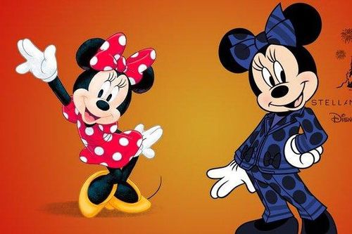 Chuột Disney lần đầu thay đổi trang phục