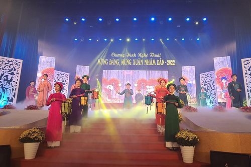 Thừa Thiên Huế: Nhiều hoạt động văn hóa nghệ thuật mừng Đảng mừng Xuân