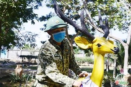 Tết của những 'người nhái'