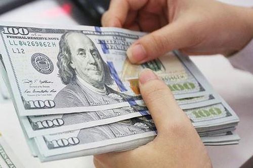Đồng USD đảo chiều sau khi tăng sốc