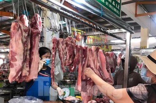 Giá heo bất ngờ bật tăng