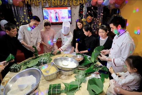Ấm áp tết đoàn viên tại LB Nga