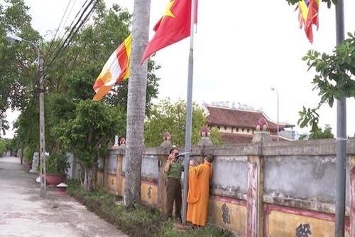 Treo cờ Tổ quốc tại các cơ sở tôn giáo – lan tỏa tình yêu đất nước