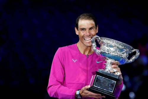 Nadal làm đảo lộn mọi dự đoán ở Australian Open 2022