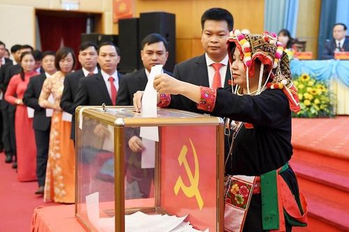 Đề cao trách nhiệm nêu gương
