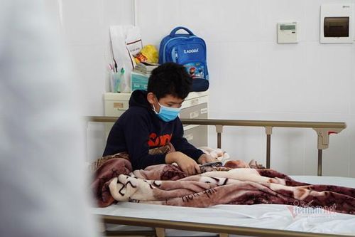 Trẻ em mắc Covid-19 nhập viện tại miền Bắc đang có xu hướng tăng