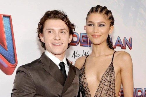 Tom Holland và Zendaya dọn về sống chung