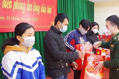 'Xuân biên phòng ấm lòng dân bản' nơi biên cương Tổ quốc