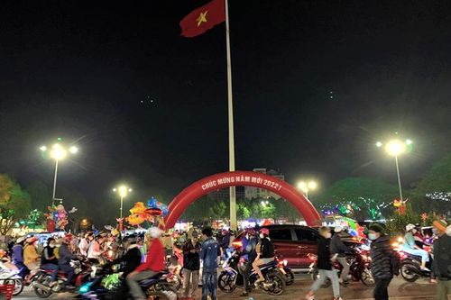 Người dân Đắk Lắk rộn ràng đón Xuân Nhâm Dần 2022