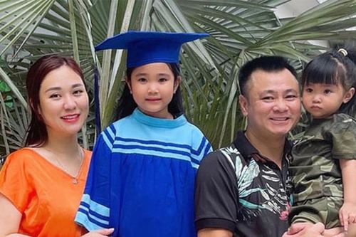 Tổ ấm hạnh phúc với vợ đẹp, con xinh của 'Táo Mạng' Tự Long