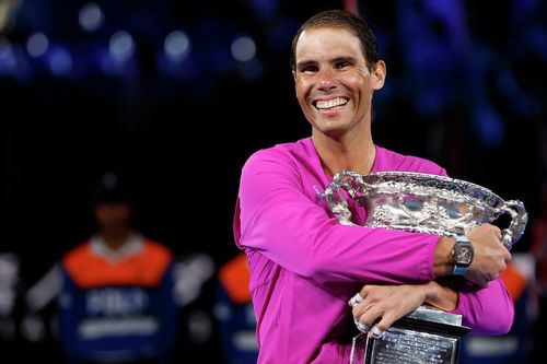 Nadal tràn ngập cảm xúc khi lập kỷ lục giành 21 danh hiệu Grand Slam