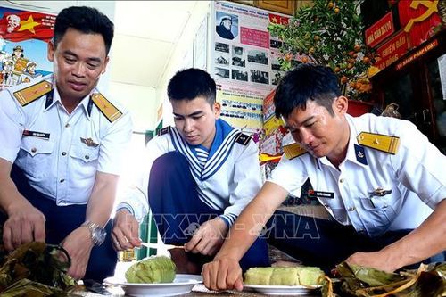 Tết đến với người lính nhà giàn DK1