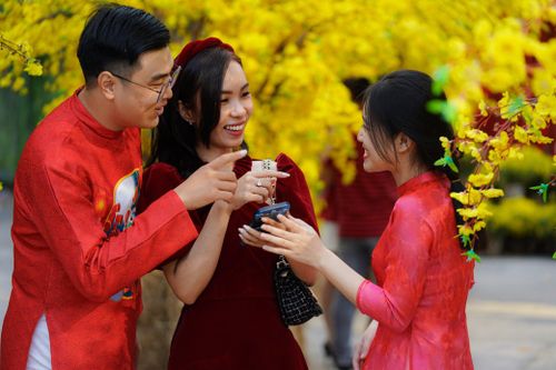 Năm mới khác lạ của người trẻ