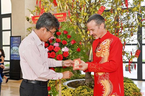 Bình Thuận chúc Tết cơ sở du lịch và du khách ngày đầu Xuân Nhâm Dần 2022