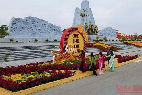 Người dân Quảng Bình đón Tết trong sự dè dặt vì ngại dịch bệnh
