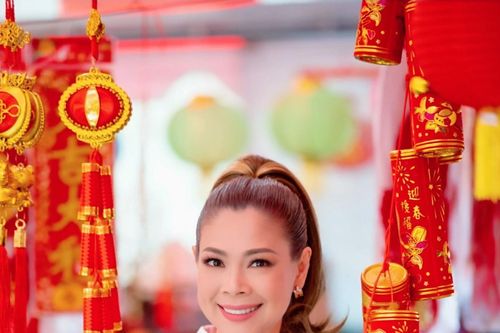 Ca sĩ Thanh Thảo đón Tết cổ truyền ở Mỹ, tiết lộ 3 điều ước trong năm mới