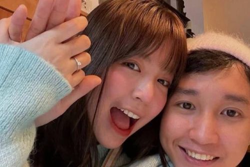 Thành viên nhóm nhạc Monstar thông báo đính hôn với hotgirl Mẫn Tiên ngay ngày đầu năm mới