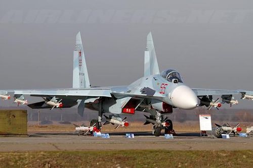 Chiến đấu cơ Su-27 Nga vừa xuyên qua không phận NATO
