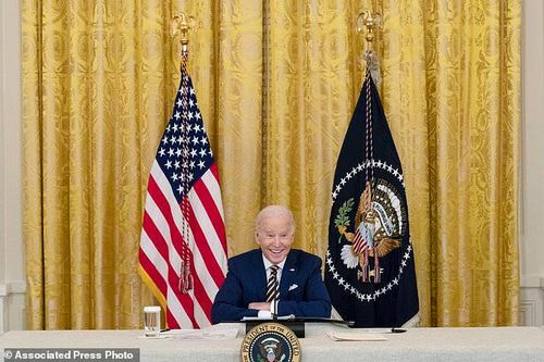 Nhà Trắng cẩn trọng bất thường để đảm bảo Tổng thống Biden không mắc COVID-19