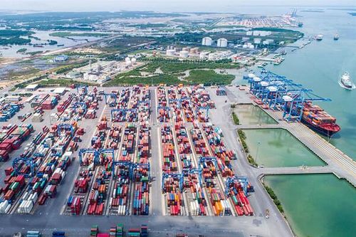 So với Mỹ, Trung Quốc, kinh tế Eurozone năm 2021 tụt hậu
