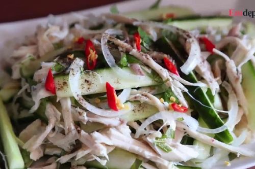 Cách làm nộm gà xé phay chống ngán ngày Tết