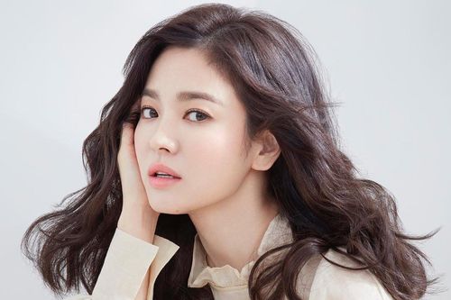 Song Hye Kyo và biên kịch 'Hậu duệ mặt trời' tái hợp