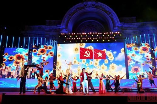 Thành phố Hồ Chí Minh tổ chức chương trình nghệ thuật Đảng là niềm tin tất thắng