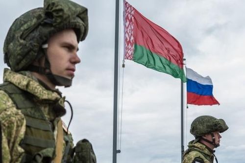 NATO: Nga điều 30.000 quân tới Belarus