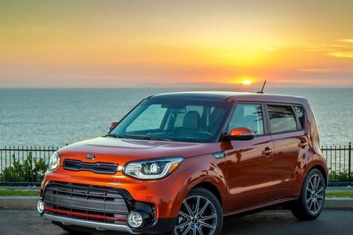 KIA thu hồi hơn 410.000 xe vì lỗi túi khí