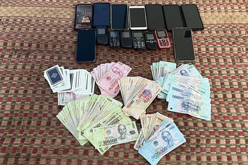 An Giang: Triệt phá sòng bạc, thu giữ hàng trăm triệu đồng