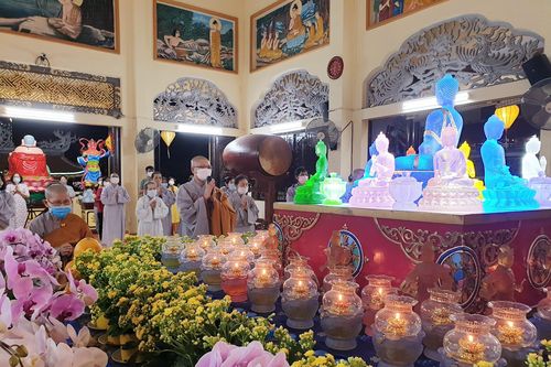 Quan Âm tu viện khai đàn Dược Sư xuân Nhâm Dần 2022