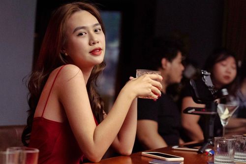 Cảnh trái ngược khi quán bar, karaoke ở TP.HCM mở cửa xuyên Tết