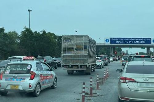 Để xảy ra ùn tắc, trạm thu phí có thể bị xử phạt 40 triệu đồng