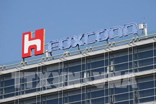 Foxconn sẽ các cơ sở sản xuất phụ tùng viễn thông sang Indonesia